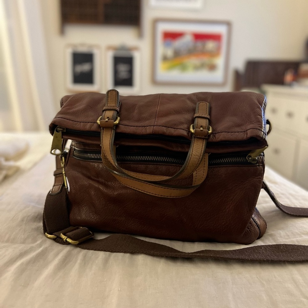 Leather Crossbody Fold Over Fossil Bag